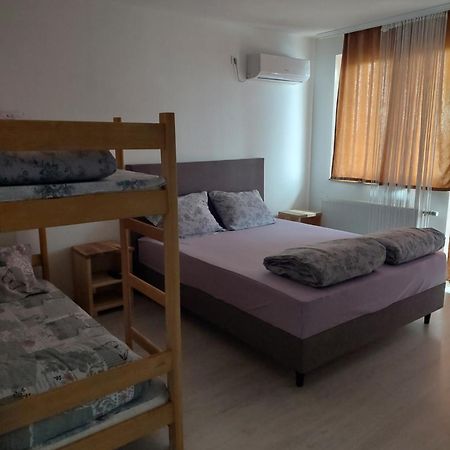 Restoran Bmb Hotel Odžak Eksteriør billede